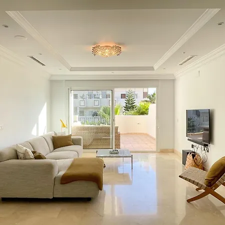 Aloha Hill Club Exclusive With Premier Amenities Marbella